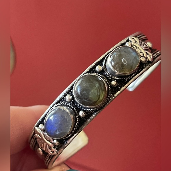 Nepali gemstone bracelets - Picture 2 of 10